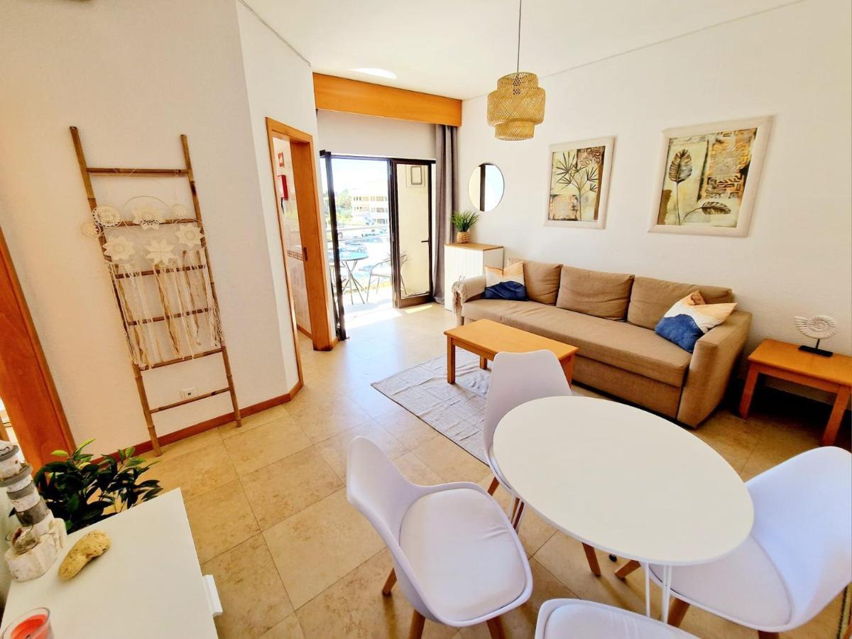 Zarco - Cosy Apartment In Vilamoura With A Balcony With View To The 2 Swimming Pools - Near The Beach & The Marina Quarteira Dış mekan fotoğraf