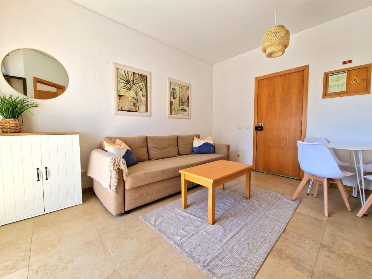 Zarco - Cosy Apartment In Vilamoura With A Balcony With View To The 2 Swimming Pools - Near The Beach & The Marina Quarteira Dış mekan fotoğraf