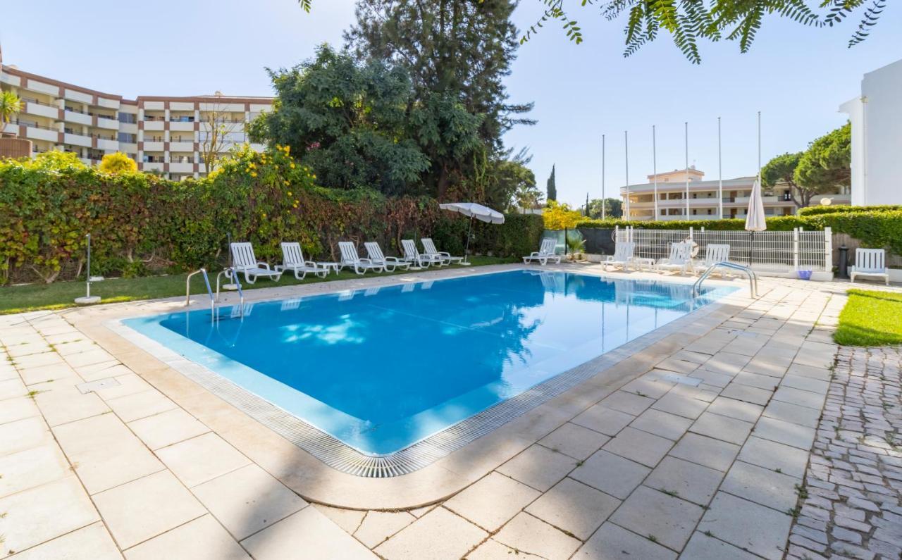 Zarco - Cosy Apartment In Vilamoura With A Balcony With View To The 2 Swimming Pools - Near The Beach & The Marina Quarteira Dış mekan fotoğraf